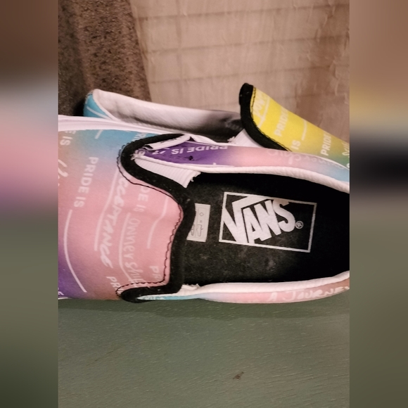 Vans Pride Slip On Mens size 3.5, Womens Size 5. NWOB Brand new - Picture 7 of 8
